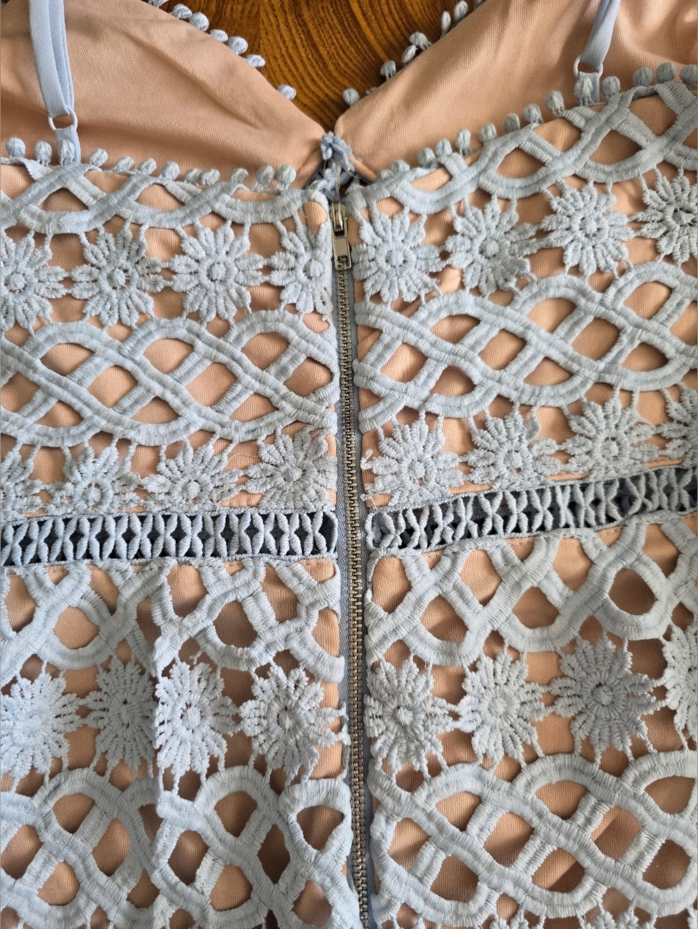 Just Me Light Blue Floral Crochet Lace Mini Dress Womens size Large - Picture 4 of 9